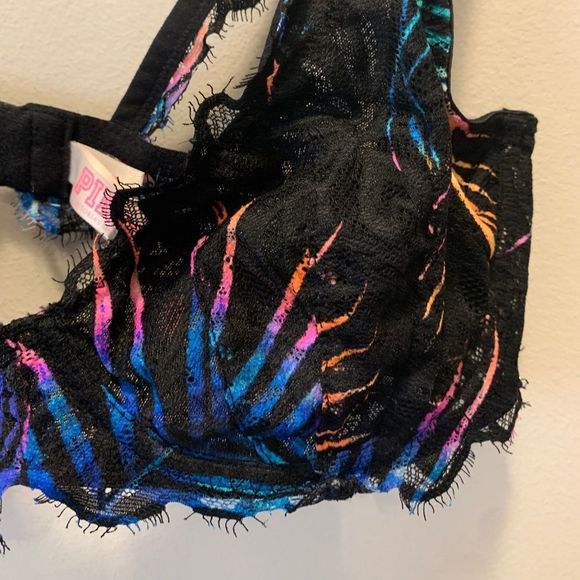 💎💕NWOT PINK by Victorias Secret Zebra Rainbow Stripe Fringe Bra - Picture 4 of 7